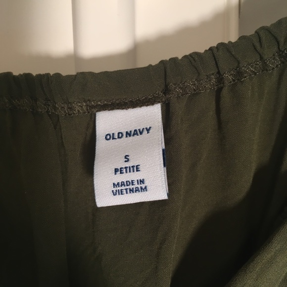 DONTATED~Old Navy Rompers - 3 for $20. Never Worn! - Picture 4 of 6